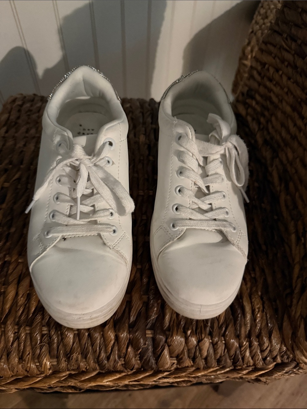 Women's White Low-Top Lace-Up Sneakers with Cushioned Insole